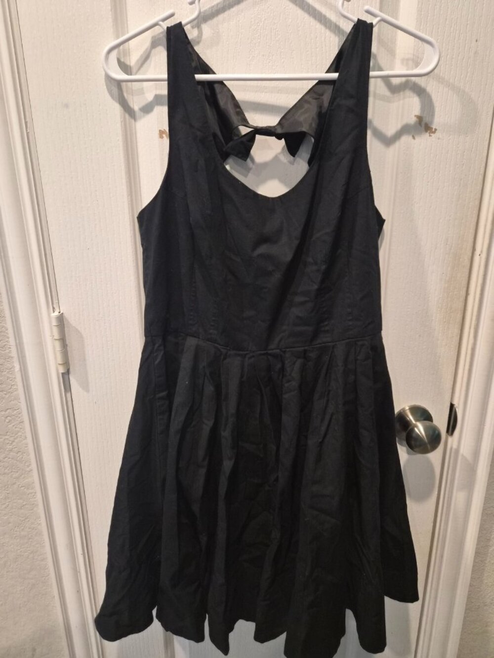 LC Lauren Conrad Black Sleeveless Fit & Flare Dress Cutout Bow Back Size 14